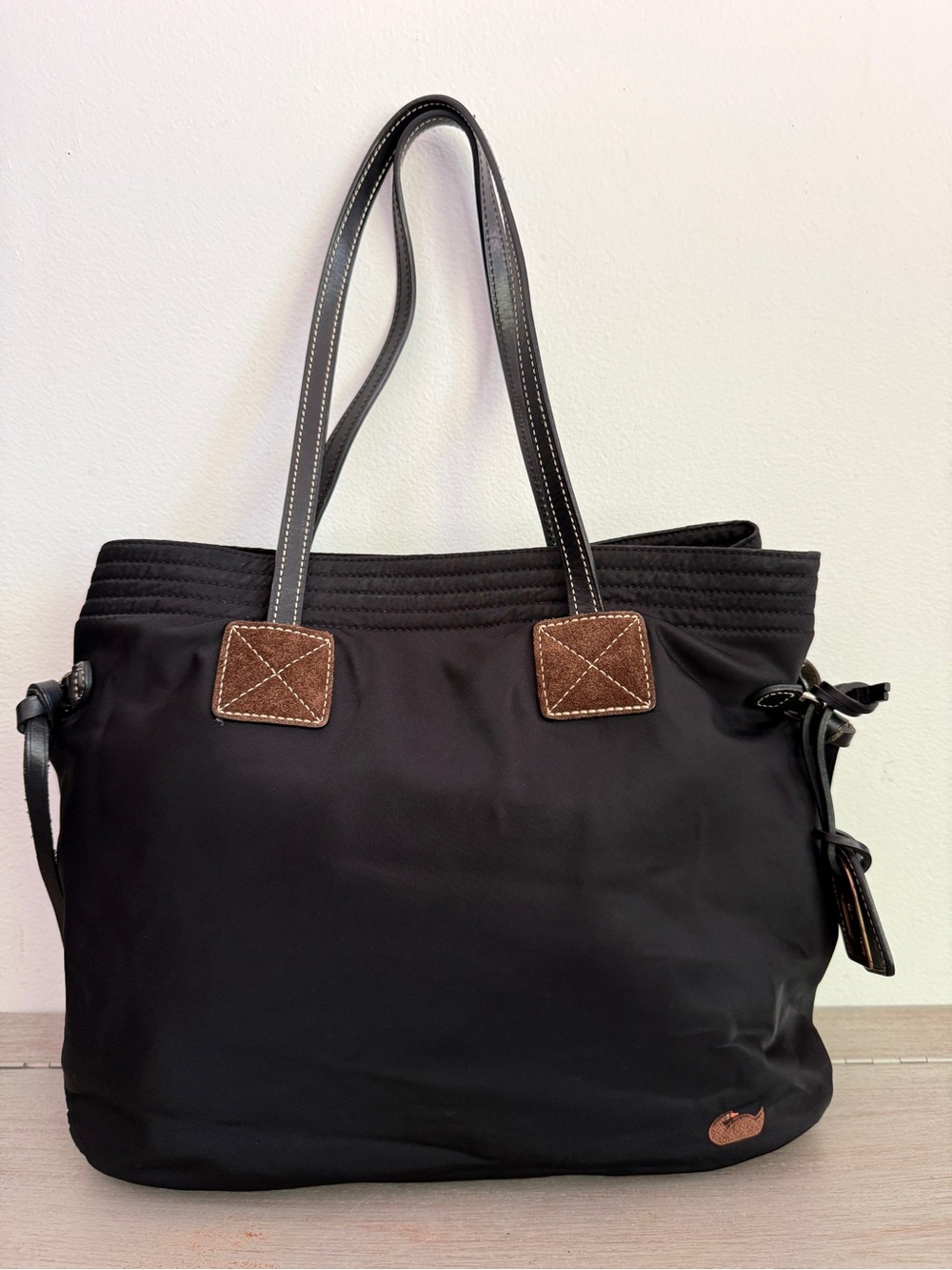 Dooney & Bourke Victoria Black Nylon Shopper Tote Bag Pink Lining Work Satchel